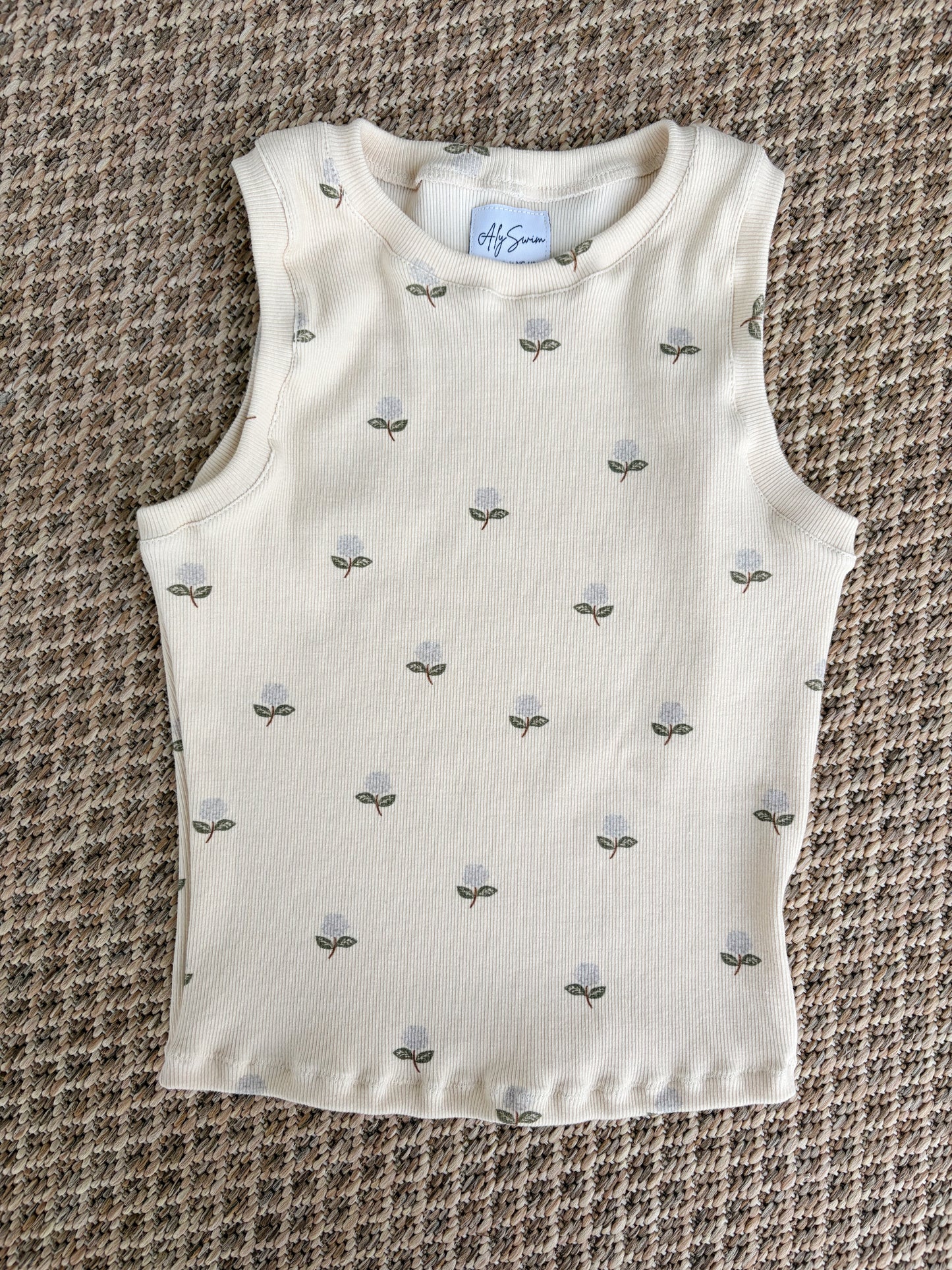Hydrangea Rib Tank