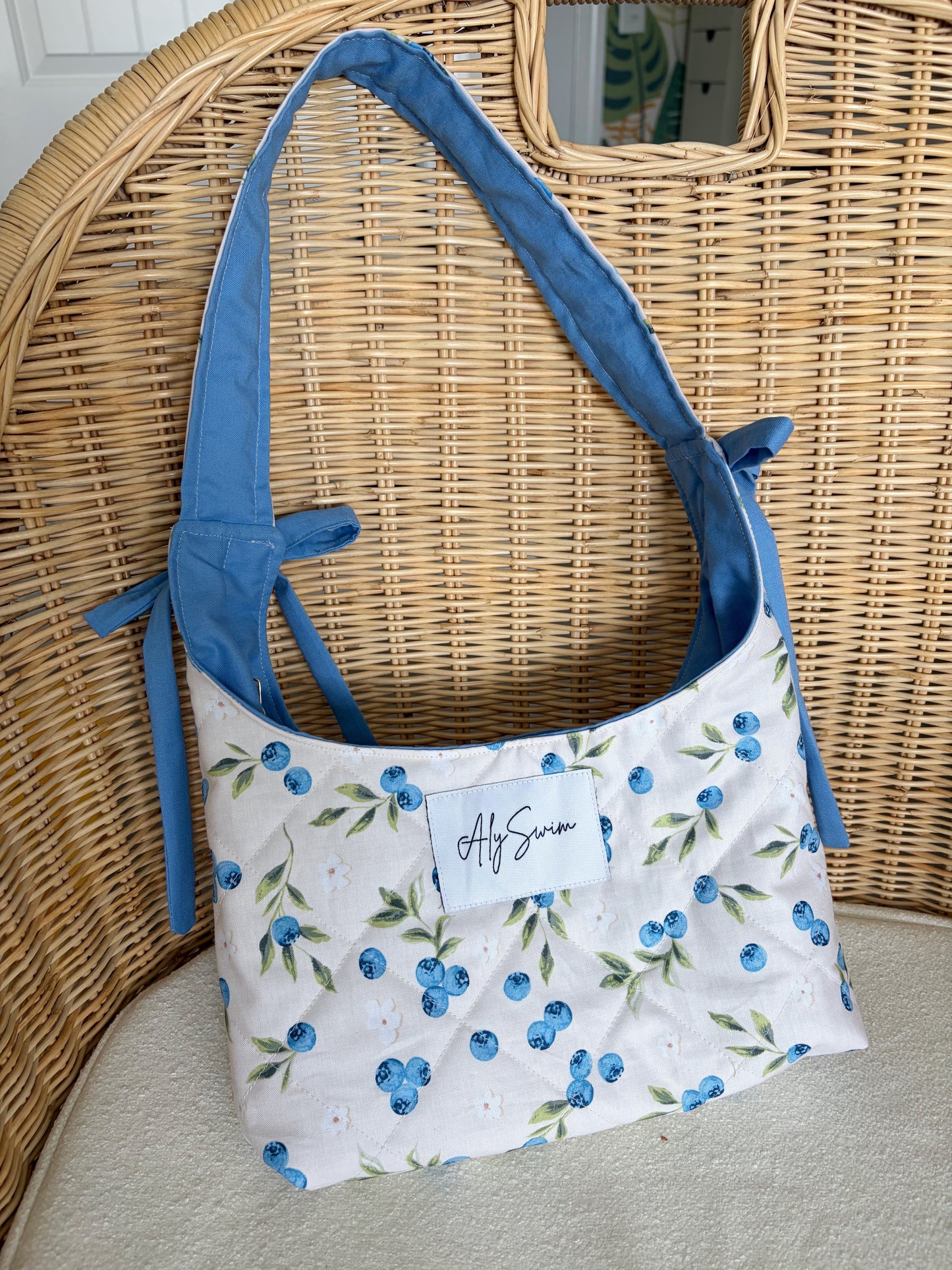 Quilted Bow Mini Purse