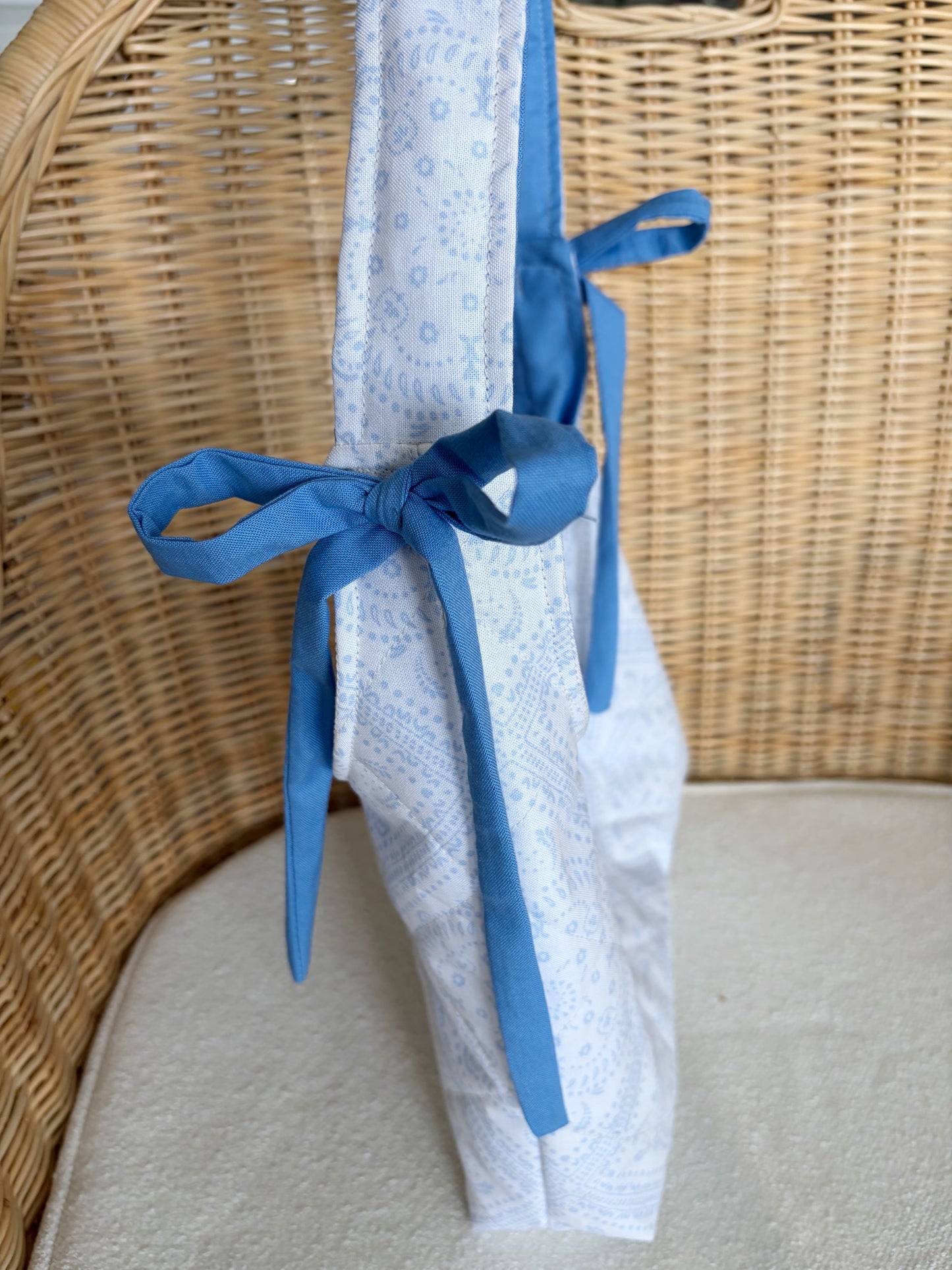 Quilted Bow Mini Purse