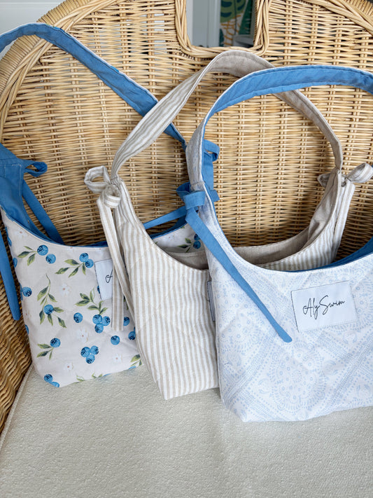Quilted Bow Mini Purse