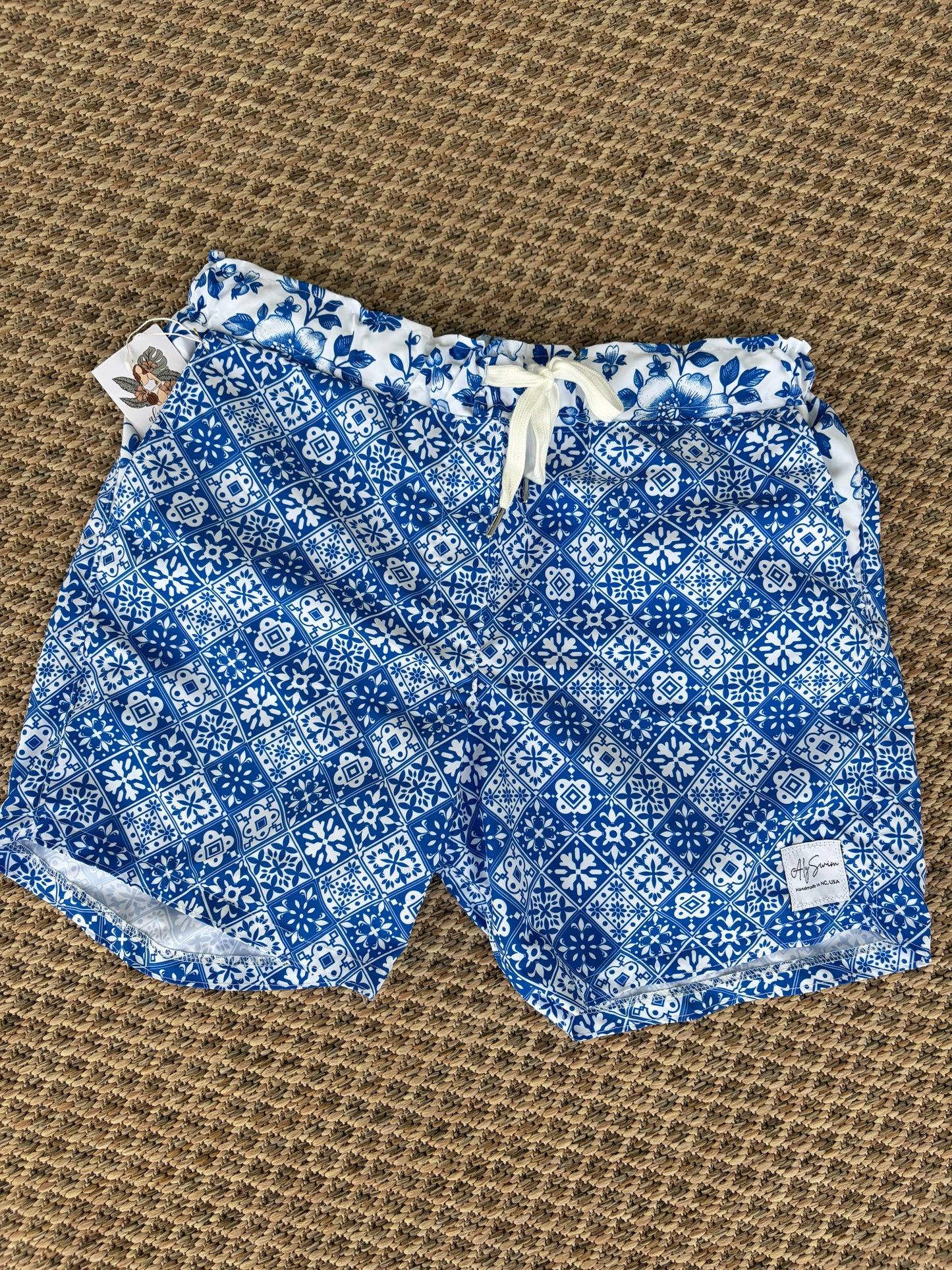 Men’s Grecian Blues 6” Microfiber Boardshorts