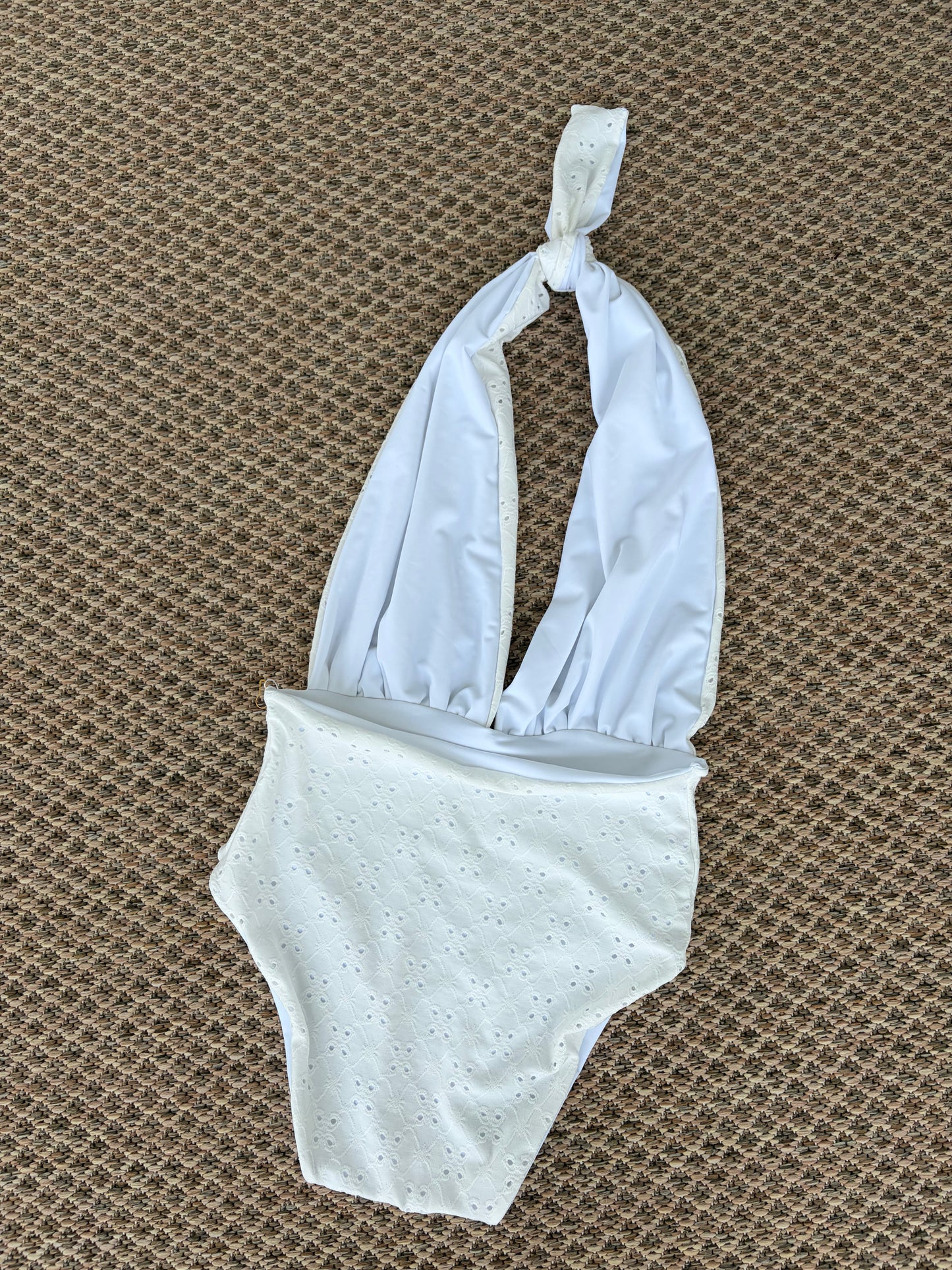 Eyelet Averi One Piece