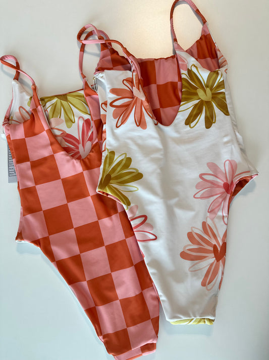 Bright Retro Sara One Piece
