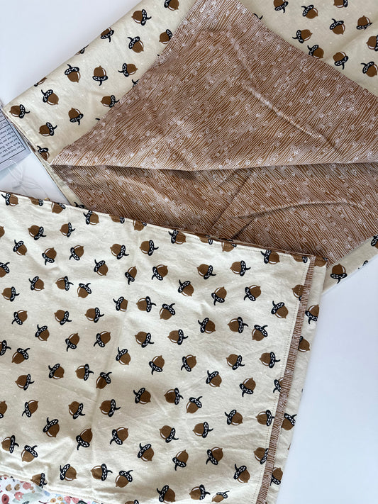 Acorns + Wood Grain Table Runner